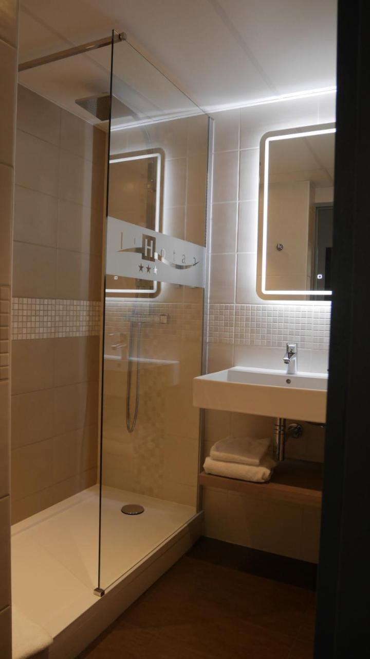 Hotel L'Hotan Порте-сюр-Гарон Екстериор снимка