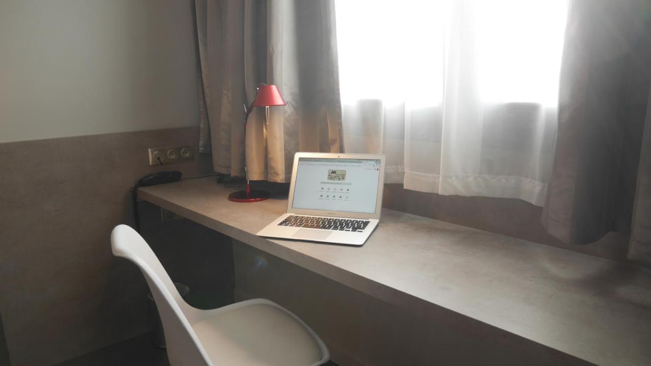 Hotel L'Hotan Порте-сюр-Гарон Екстериор снимка